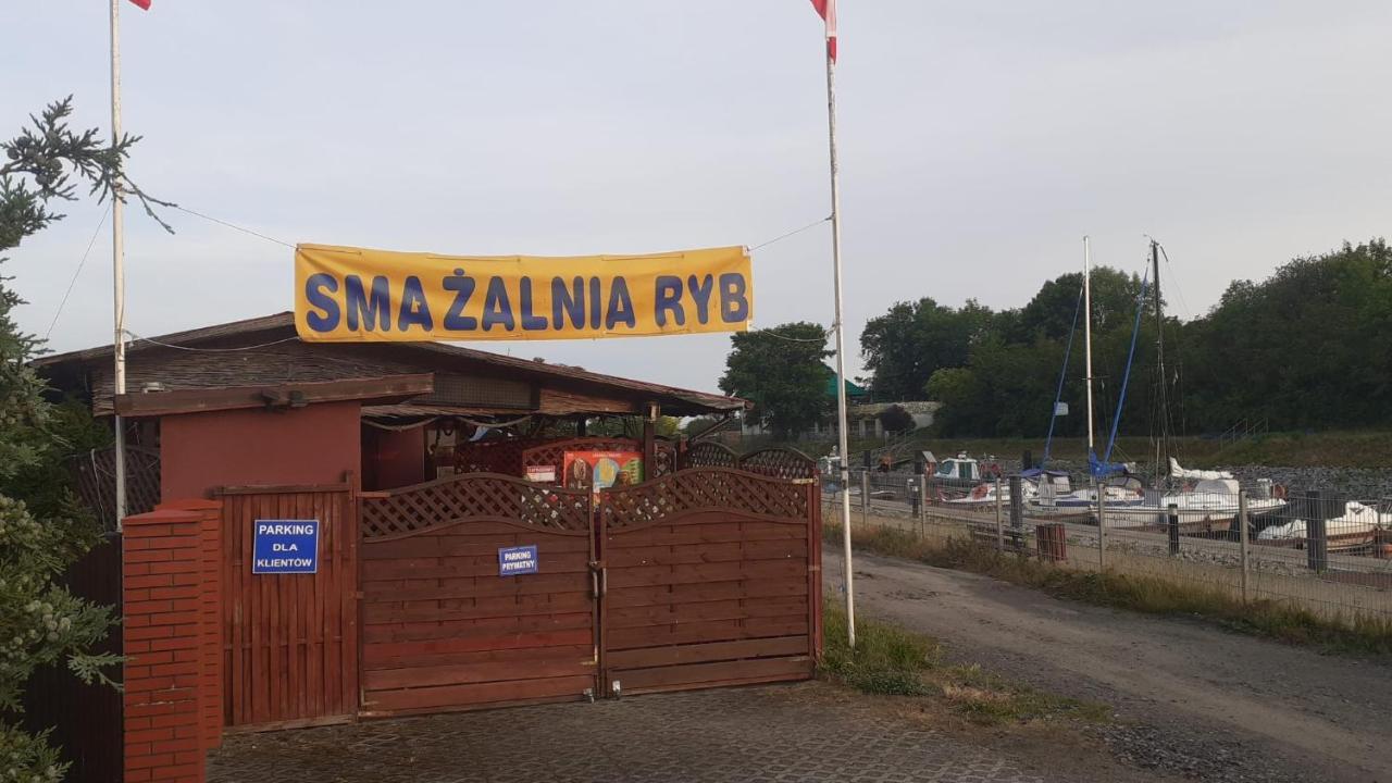 Holiday Houses Miedzyzdroje Wapnica Marina With Private Beach And Boat Facility Exterior photo
